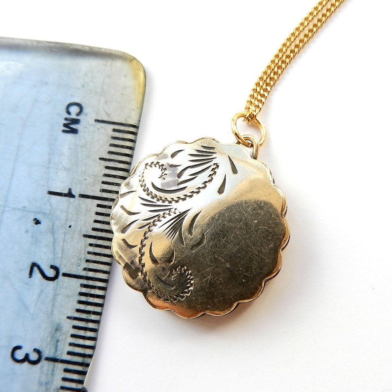 Vintage Rolled Gold Scallop Locket with Chain