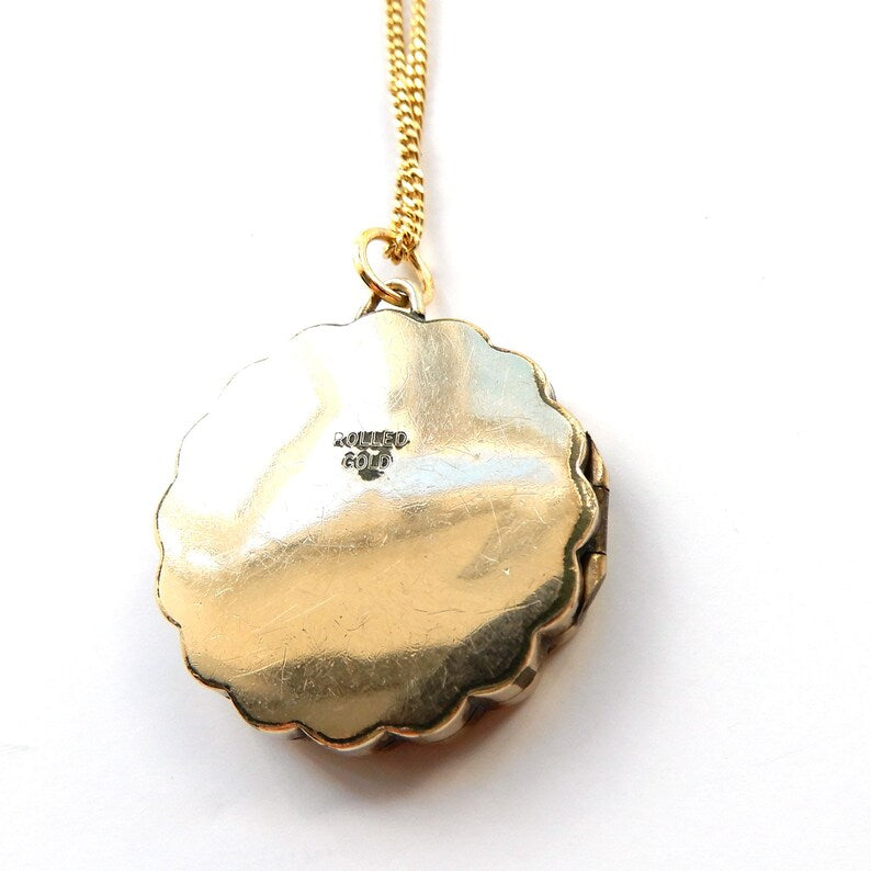 Vintage Rolled Gold Scallop Locket with Chain