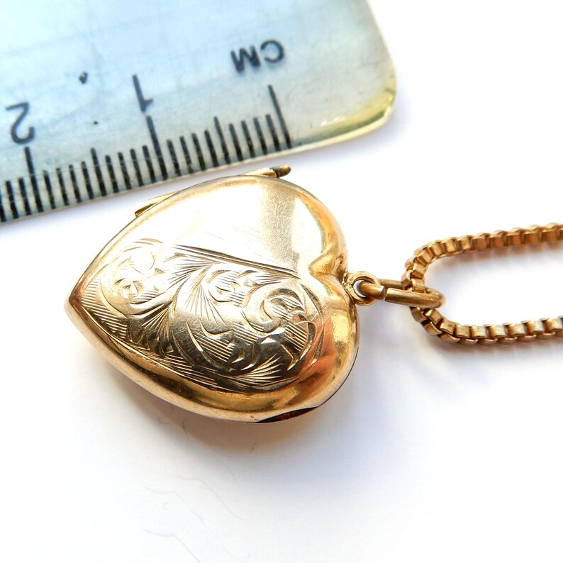 Vintage 9ct Gold B&F Locket with Box 18inch Chain