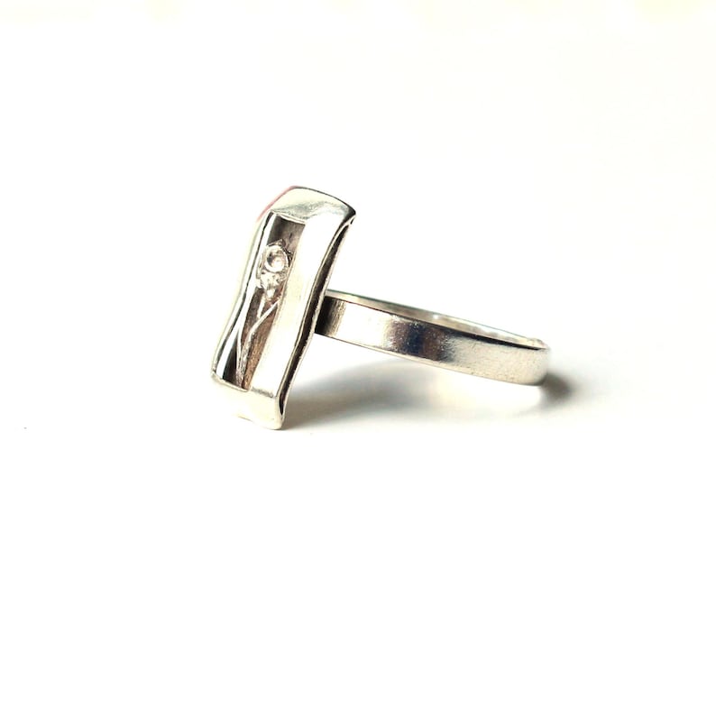 Sterling Silver Shadow Box Tulip Ring UK Size R