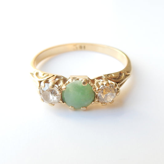 Antique 18ct Diamond & Jade Ring