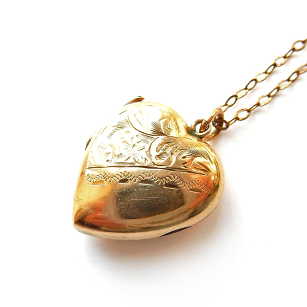 Vintage 9ct Gold Back & Front Engraved Heart Locket Necklace