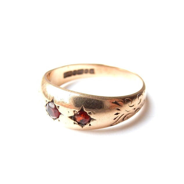 Vintage 9ct Gold Garnet Starburst Gypsy Ring