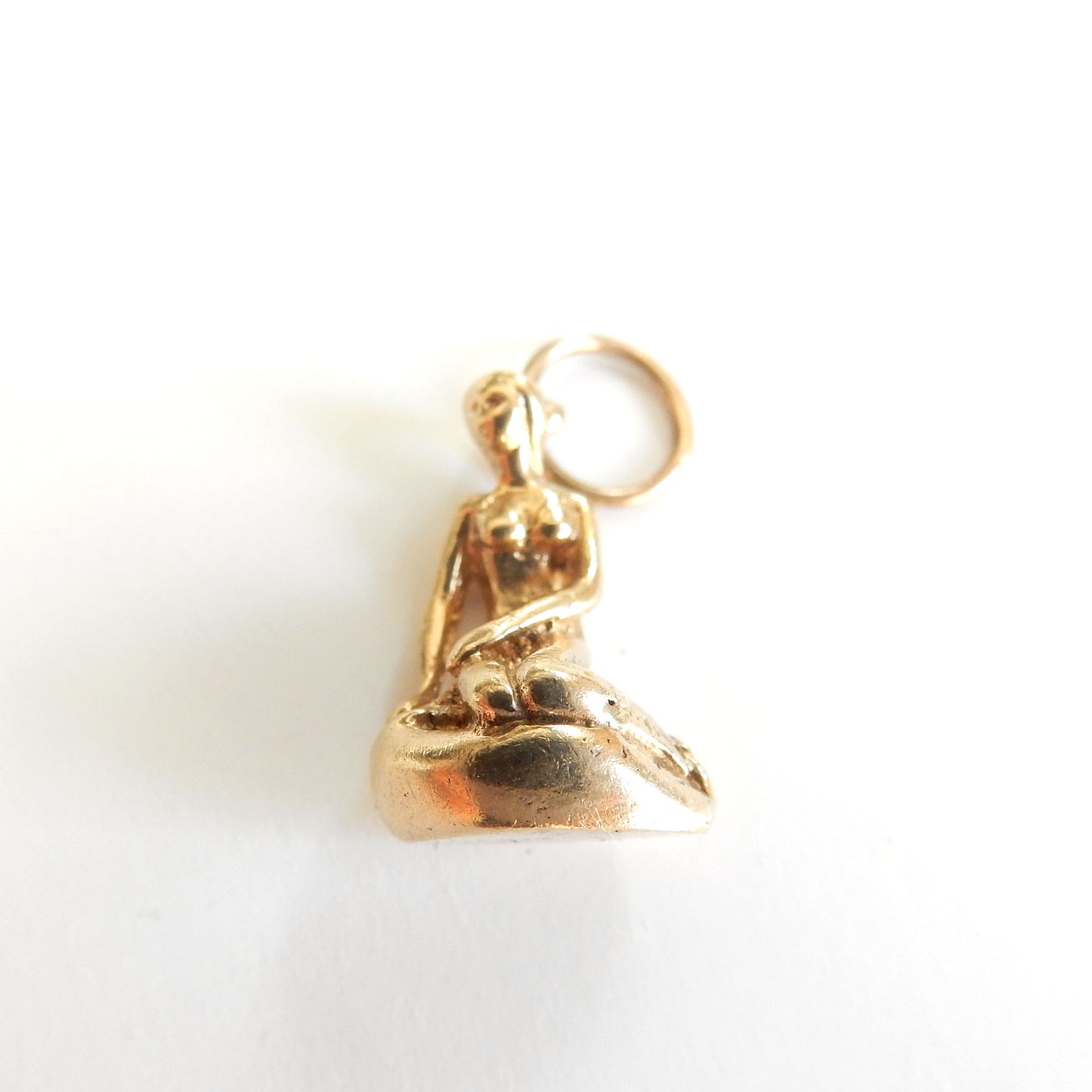 Vintage 9ct Gold Nude lady Charm (3.5grams)