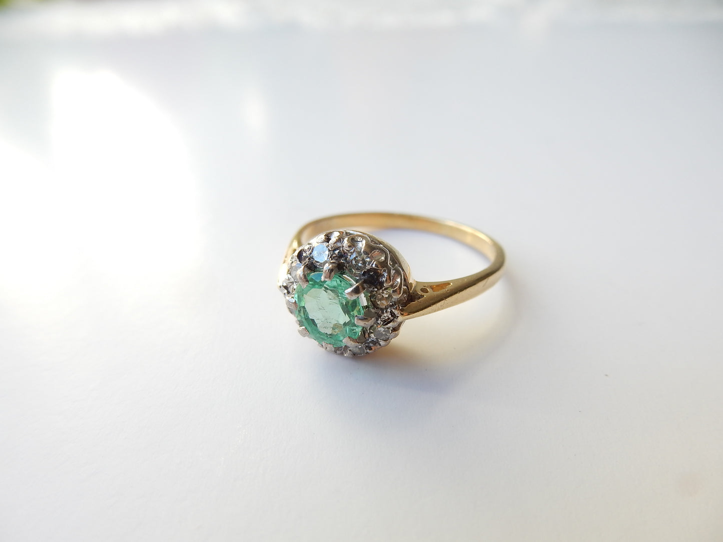 Antique 18ct Gold Emerald & Diamond Halo Ring UK Size M 1/2 US 6