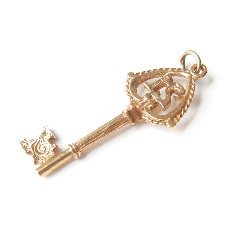 Vintage 9ct Gold 21st Birthday Key Charm