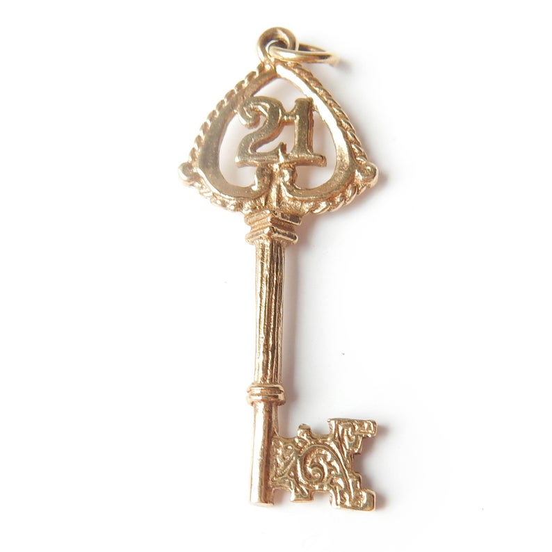 Vintage 9ct Gold 21st Birthday Key Charm