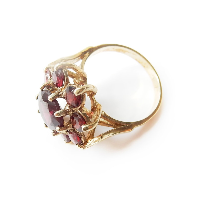 Vintage Gilt Metal Garnet Flower Ring January Birthstone Size 5.5
