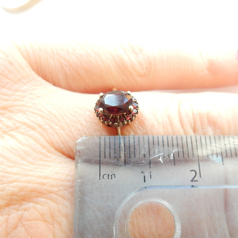 Vintage 9ct Gold Garnet Halo Ring US Size 8.5 UK R 1/2