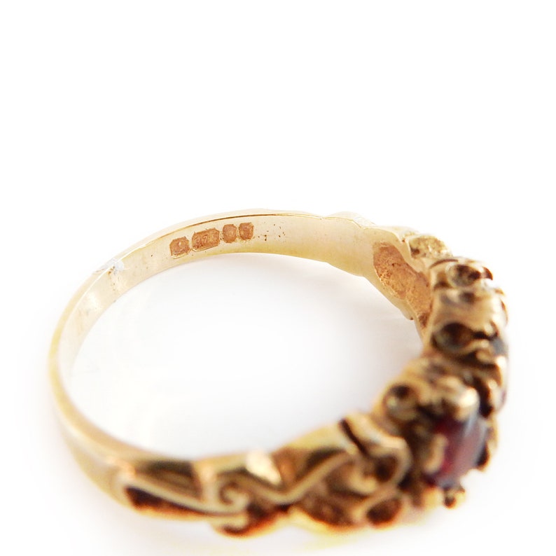 Antique 9ct Gold Garnet Ring Size 6.5