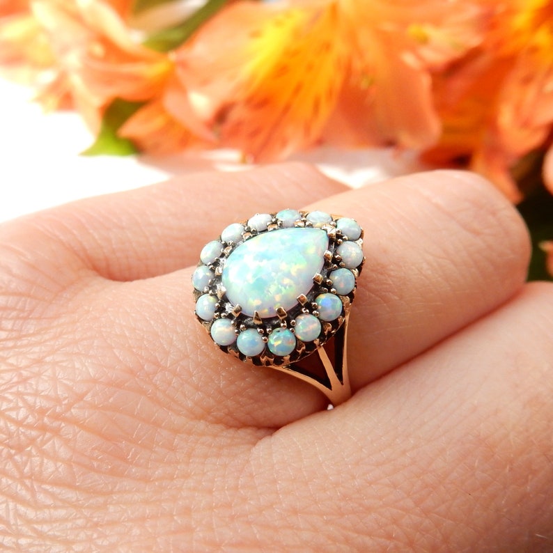 9ct Yellow Gold Opal Ring US Size 7 1/4