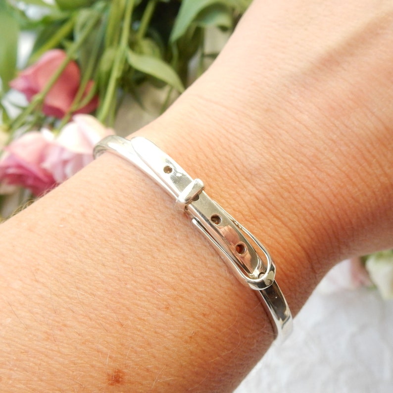 Dainty Sterling Silver Ladies Buckle Belt Bracelet 17.3grams