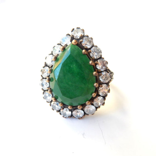 Vintage Solid Silver Green Chalcedony Cocktail Ring US Size 7.5