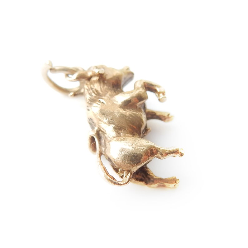 Antique 9ct Gold Bull Ox Charm (2.8grams)