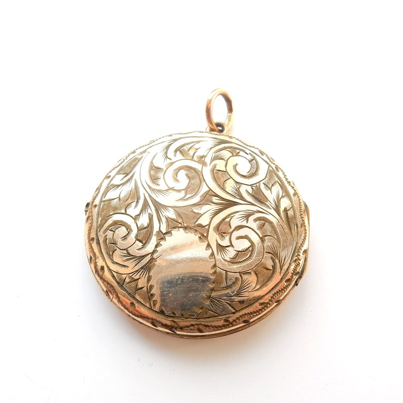 Antique Rolled Gold Engraved Photo Locket