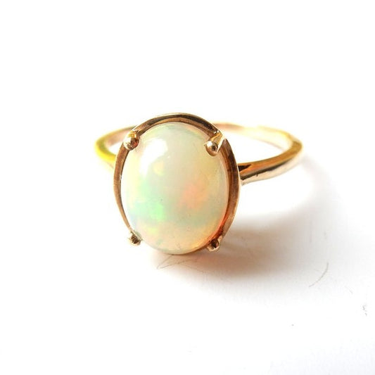 Vintage 9ct Gold Opal Solitaire Ring US Size 7 UK P