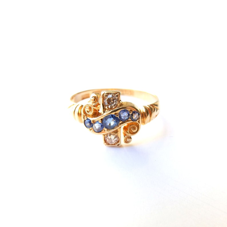 Antique 18ct Gold Sapphire & Diamond Ring US Size 6.5/ UK O