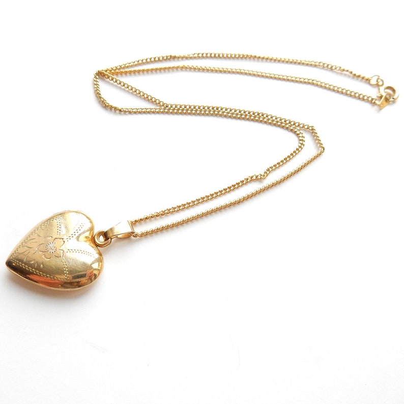 Vintage Gold Filled Vargas Heart Locket & Chain