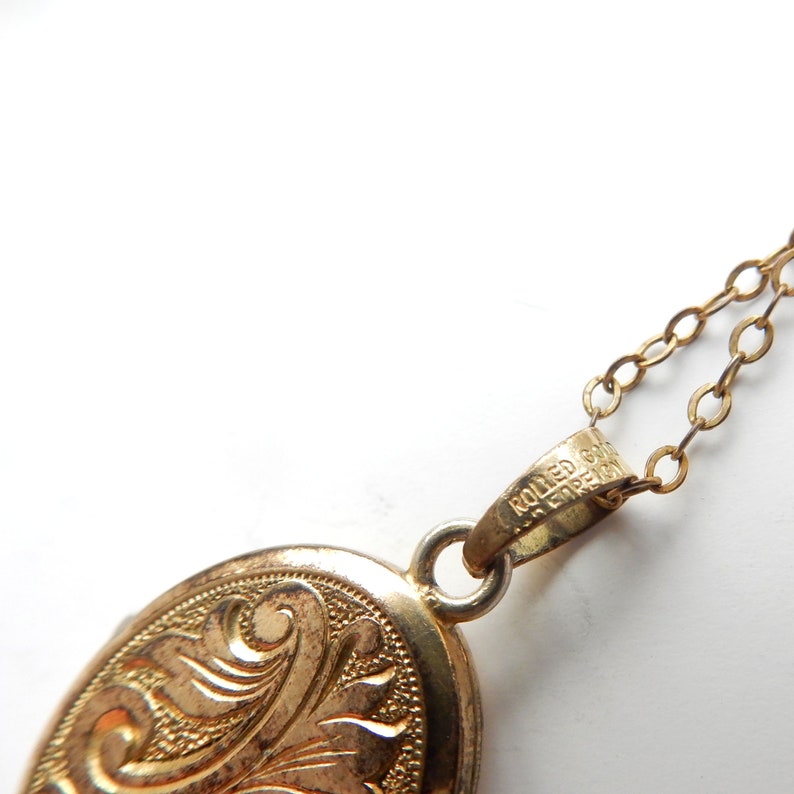 Vintage Rolled Gold Locket & Chain