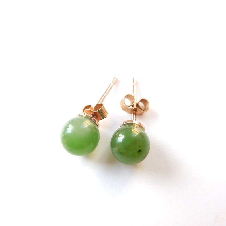 Vintage 9ct Gold Jade Stud Earrings