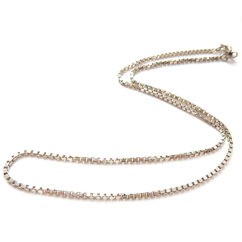 Vintage Sterling Silver Box Chain Necklace 15" (5grams)