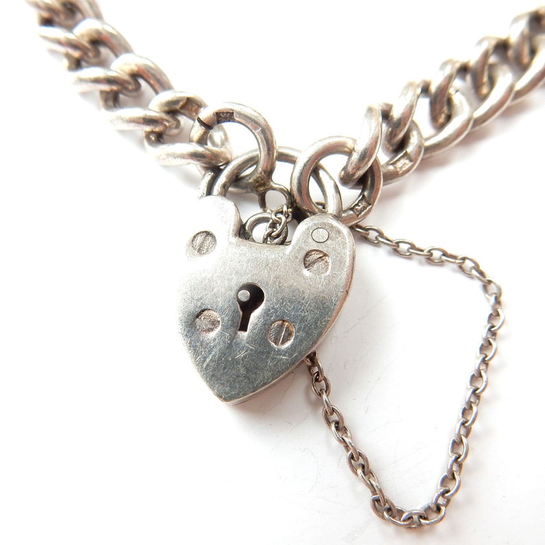 Vintage Sterling Silver Curb Link Bracelet Padlock Heart Catch (18.4grams)