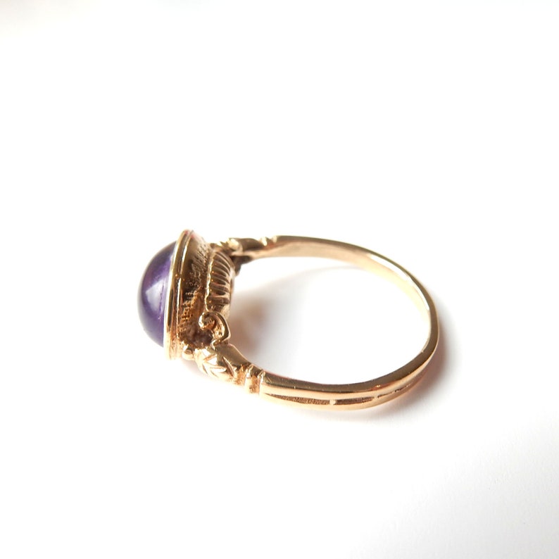 Vintage 9ct Gold Amethyst Cabochon Ring US Size 4.5 UK J