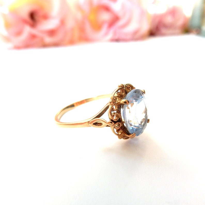 Vintage 9ct Gold Created Blue Spinel Filigree Ring