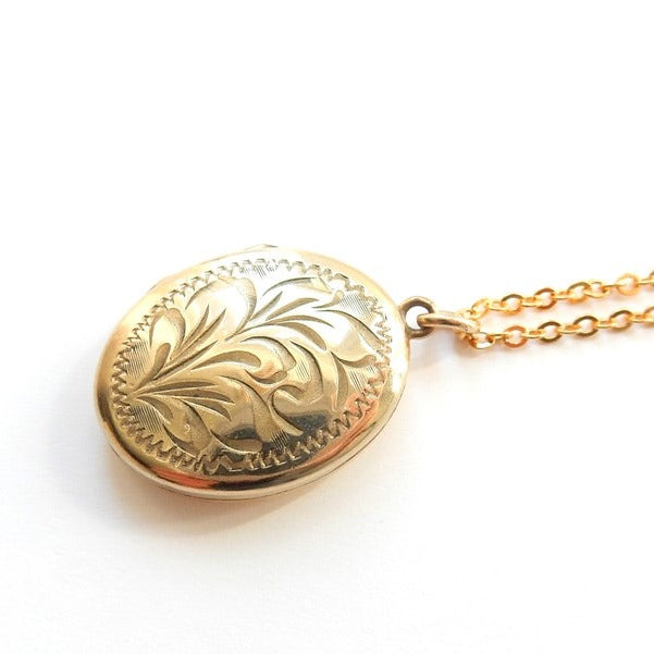 Vintage Rolled Gold Etched Oval Locket & Chain