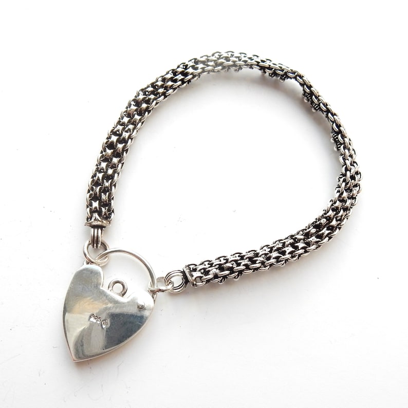 Vintage Sterling Silver Bobble Link Bracelet with Heart Padlock Catch