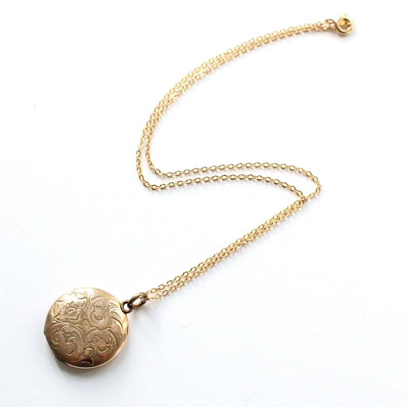 Vintage Rolled Gold Circle Locket with Chain